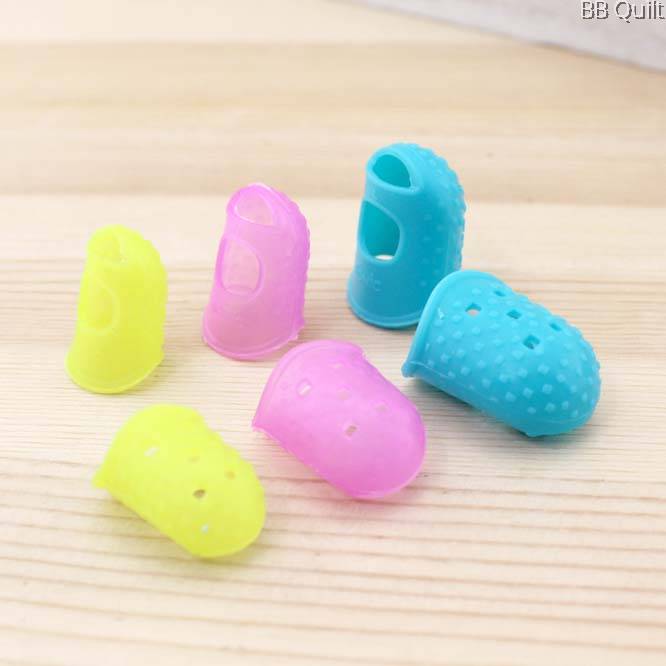 Rubber thimblefinger tip protectorsfor needle sewing3 Sizes